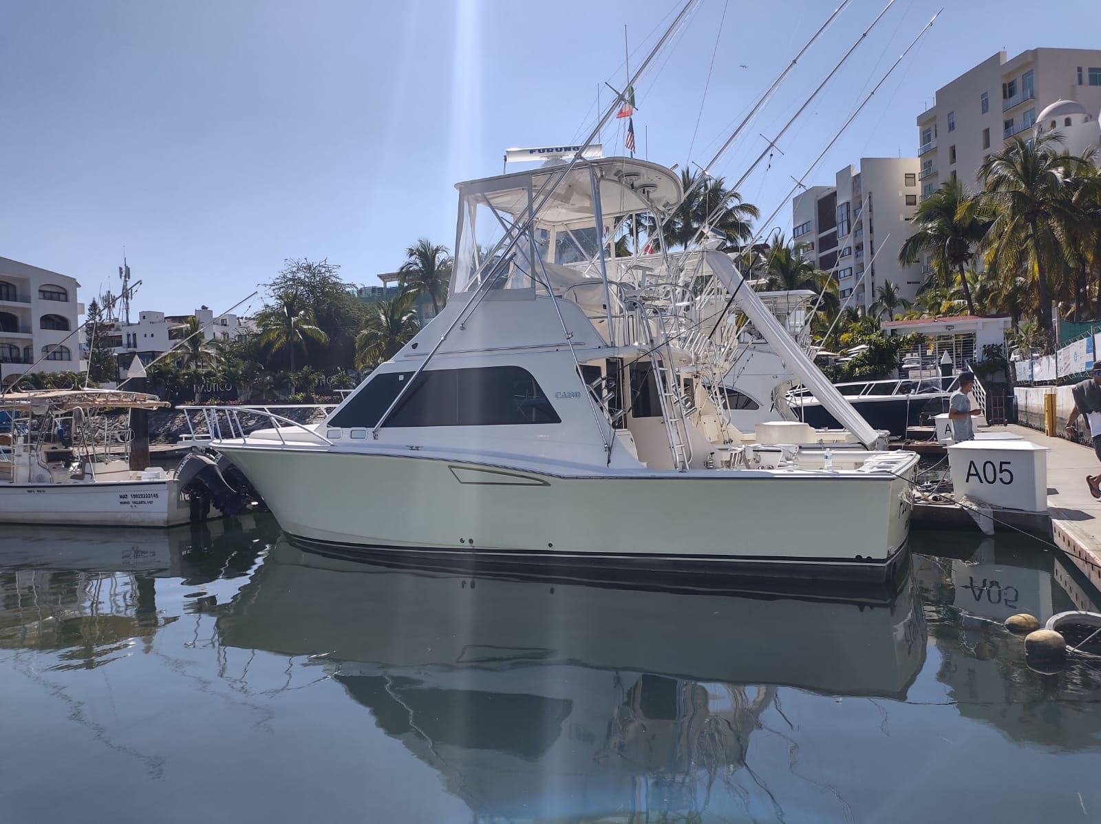 38 ft Cabo 7